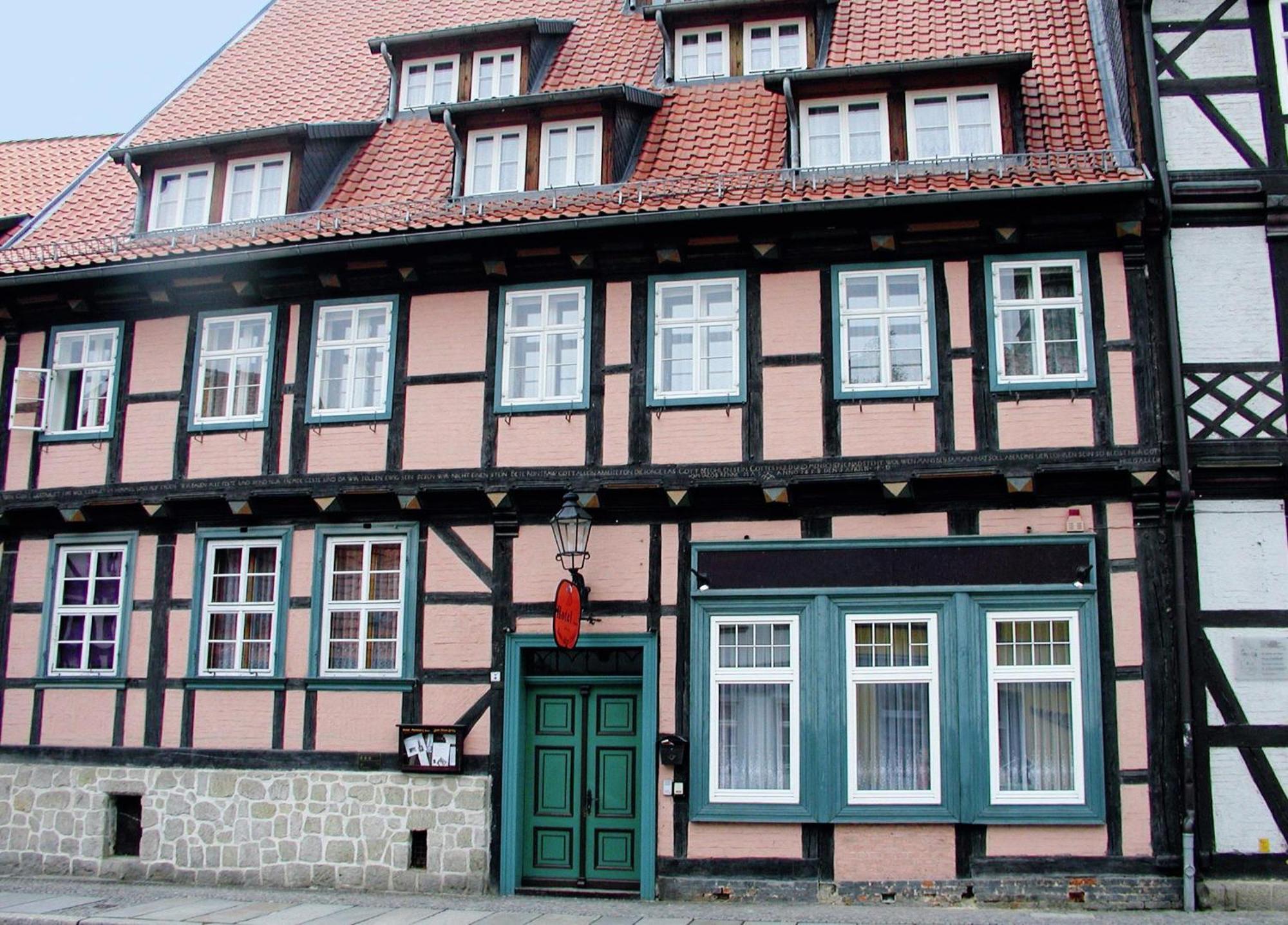 Hotel Garni "Alter Fritz" Quedlinburg Exterior foto